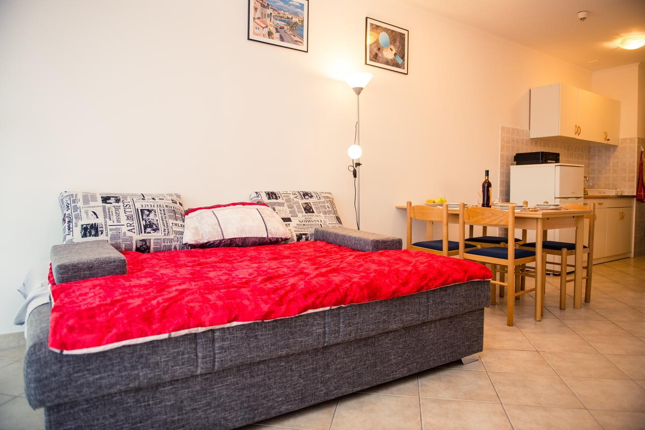 Studio Jere Near Sea Apartment สปลิท ภายนอก รูปภาพ